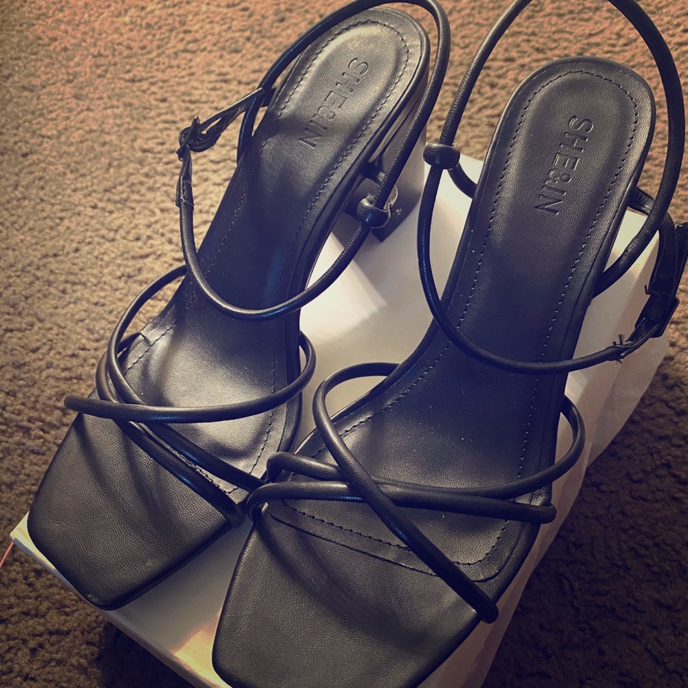 Square Open Toe Low Block Heel Sandals